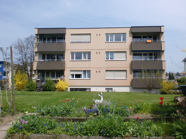 Freistehendes 6-Familienhaus mit Ausnützungsreserve